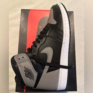 Jordan 1 High Shadow